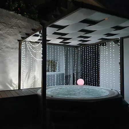Roques Апартаменты *